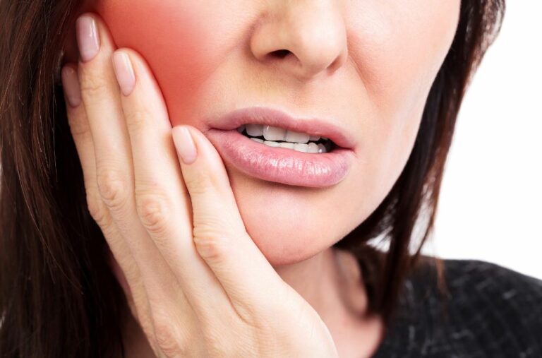 Why Does My Tooth Sting? Common Causes When Eating or Drinking